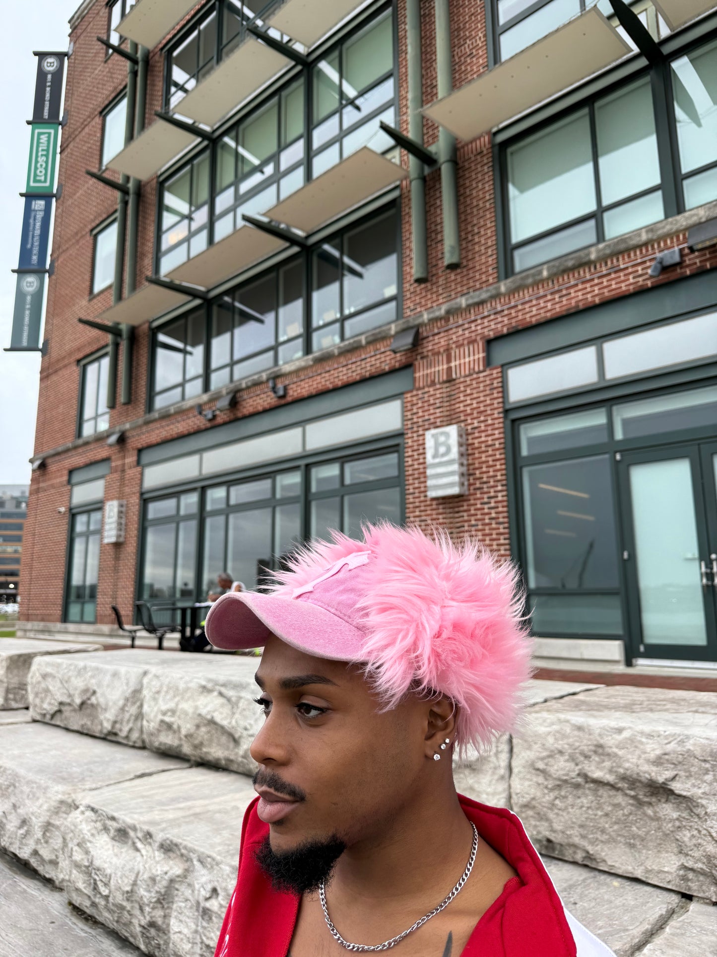 PINK PETAL FUR TRUCKER HAT